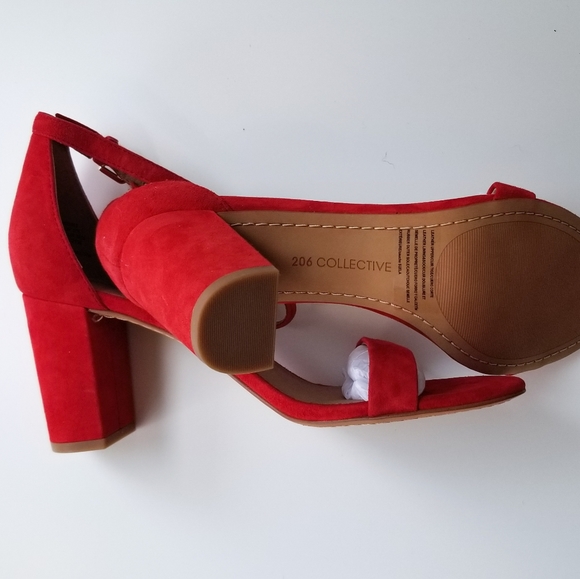 Red suede block heel dress sandal with gol… - Picture 3 of 5